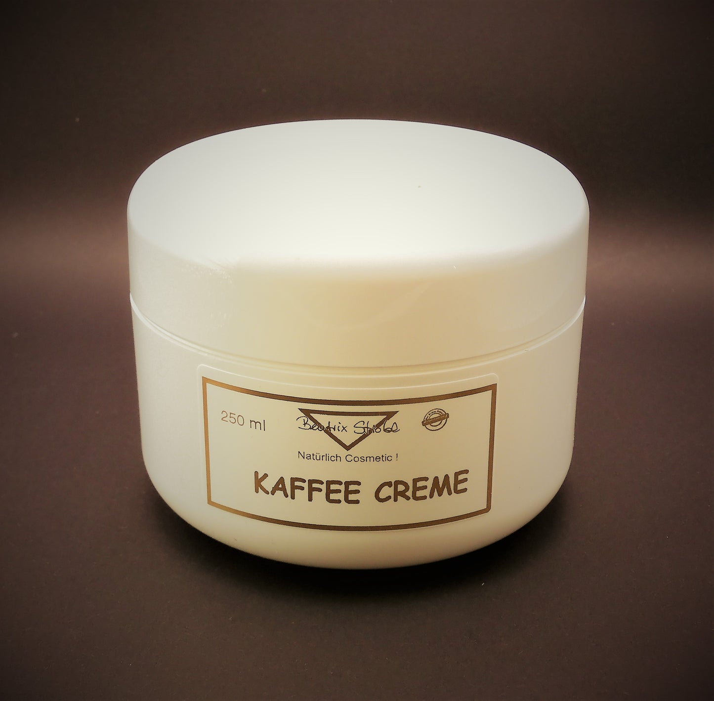 Kaffee Creme Beatrix Strobl Cosmetic GmbH